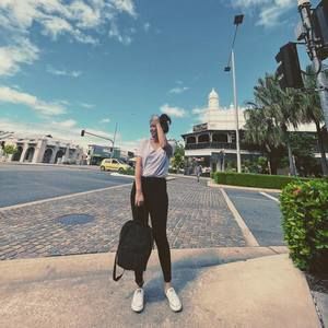 Meet your Posher, Phương